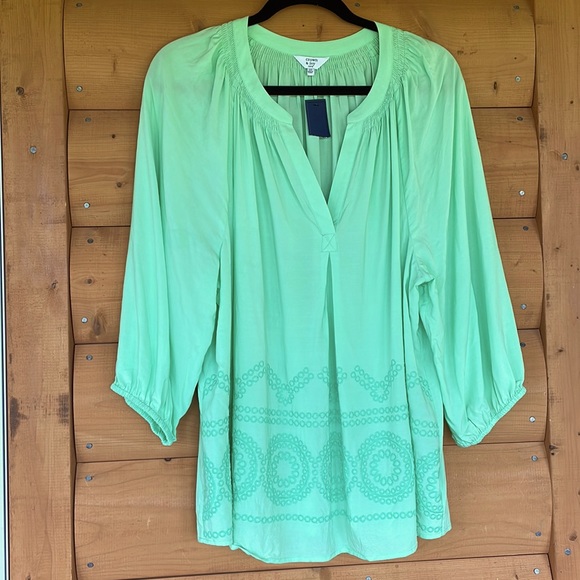 crown & ivy Tops - NEW Crown & Ivy V neck embroidered detailed blouse. Plus size 2X.